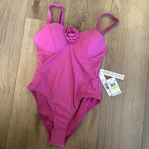 Tahari Women's One Piece Rose Floral Swimsuit‎ Pink Comfort Fit Size Medium NEW